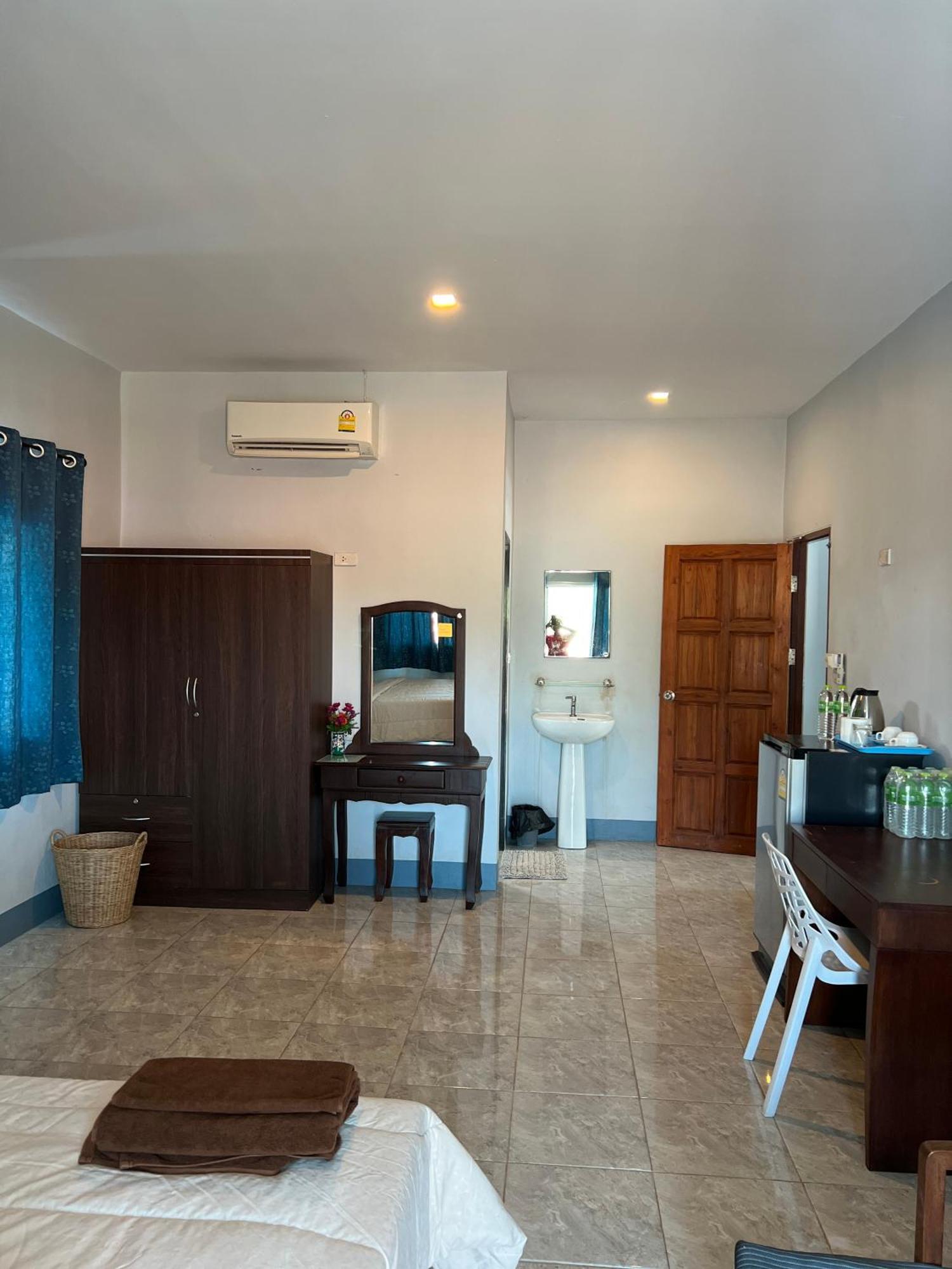 Nare Guest House Ko Lanta Extérieur photo